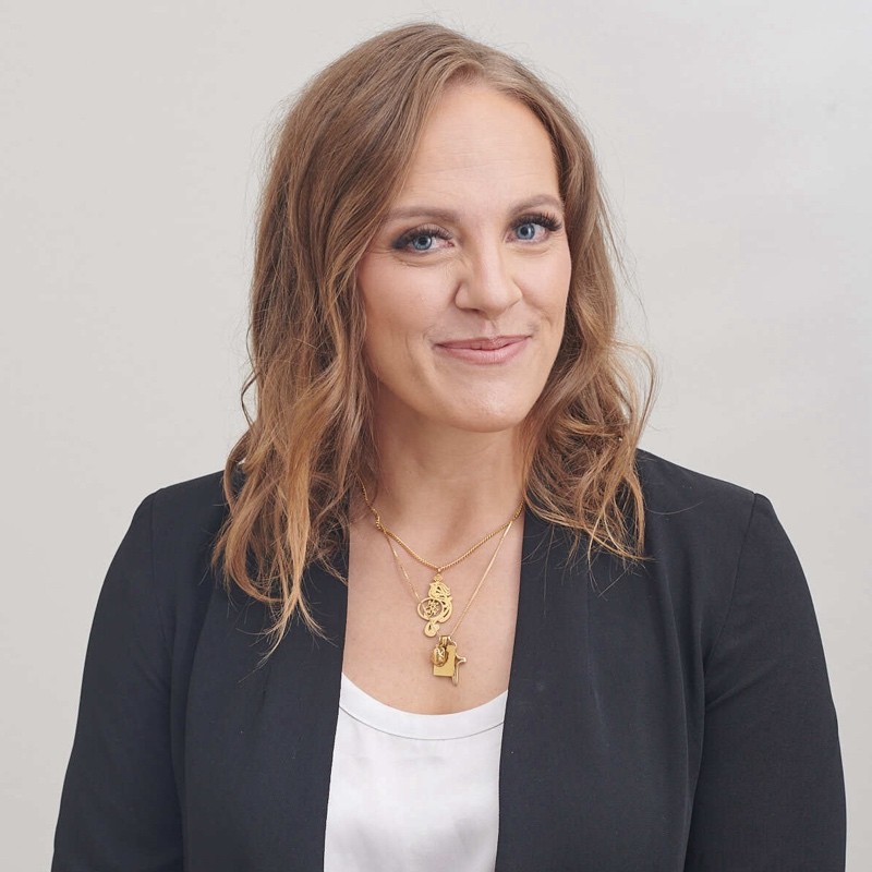 jenn cordz headshot